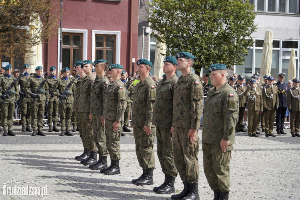 Grudziądz. Uroczyste obchody Święta Wojska Polskiego