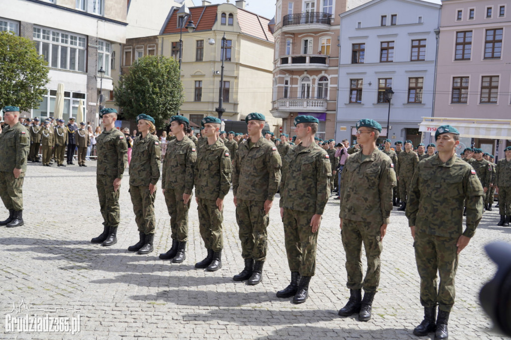 Grudziądz. Uroczyste obchody Święta Wojska Polskiego