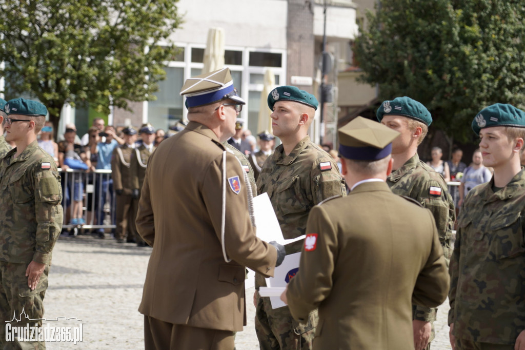 Grudziądz. Uroczyste obchody Święta Wojska Polskiego