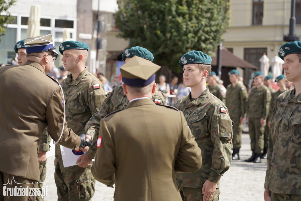 Grudziądz. Uroczyste obchody Święta Wojska Polskiego
