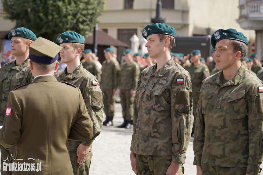 Grudziądz. Uroczyste obchody Święta Wojska Polskiego