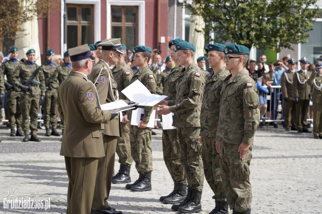 Grudziądz. Uroczyste obchody Święta Wojska Polskiego