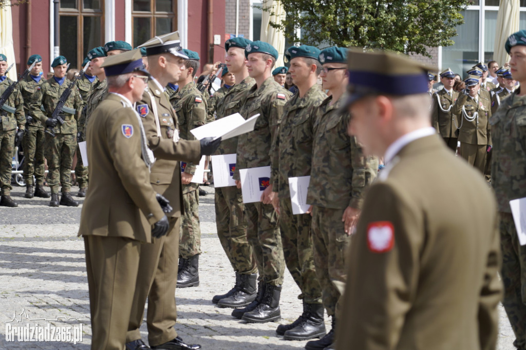 Grudziądz. Uroczyste obchody Święta Wojska Polskiego