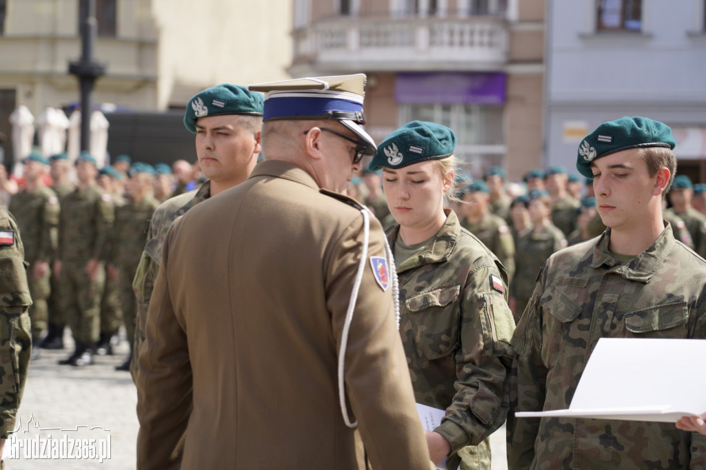 Grudziądz. Uroczyste obchody Święta Wojska Polskiego