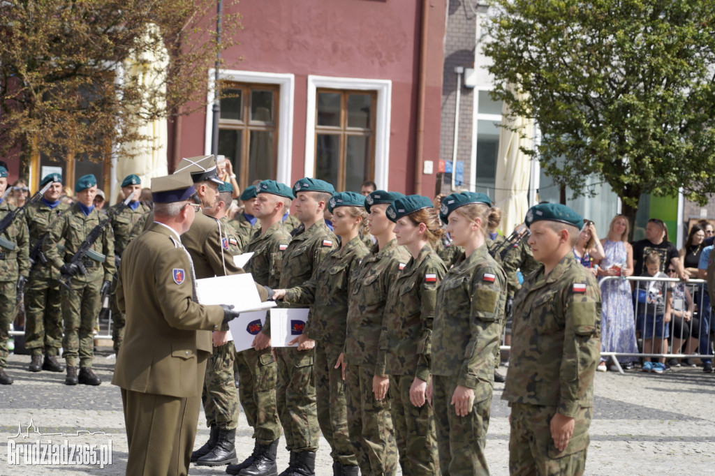 Grudziądz. Uroczyste obchody Święta Wojska Polskiego
