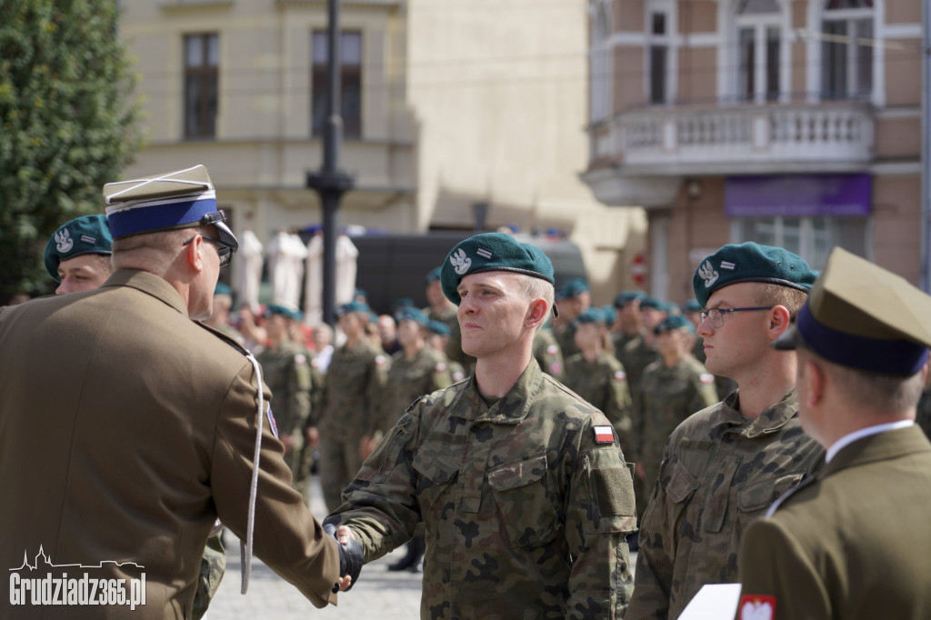 Grudziądz. Uroczyste obchody Święta Wojska Polskiego