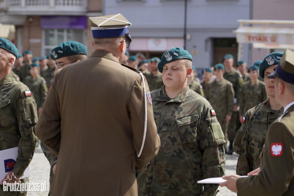 Grudziądz. Uroczyste obchody Święta Wojska Polskiego