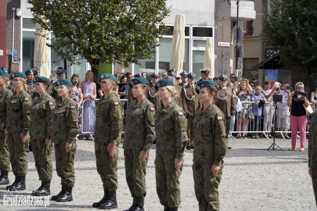 Grudziądz. Uroczyste obchody Święta Wojska Polskiego