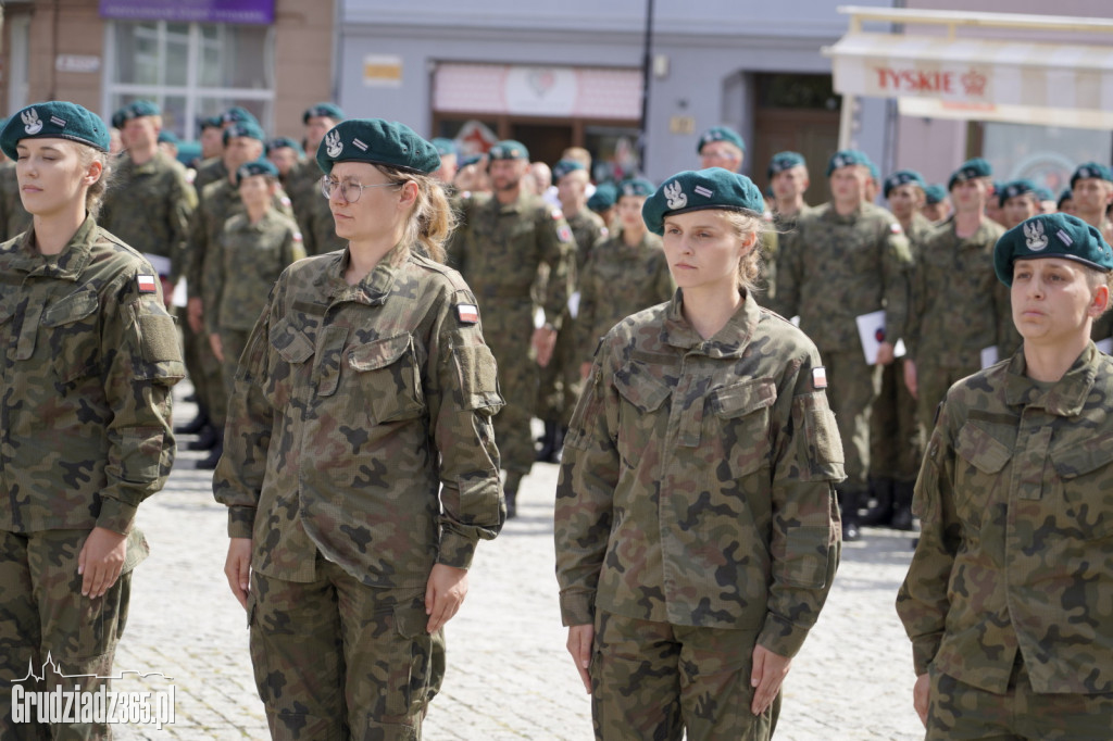 Grudziądz. Uroczyste obchody Święta Wojska Polskiego