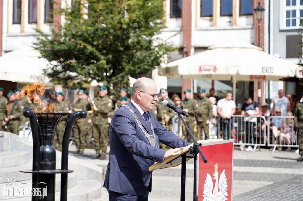 Grudziądz. Uroczyste obchody Święta Wojska Polskiego