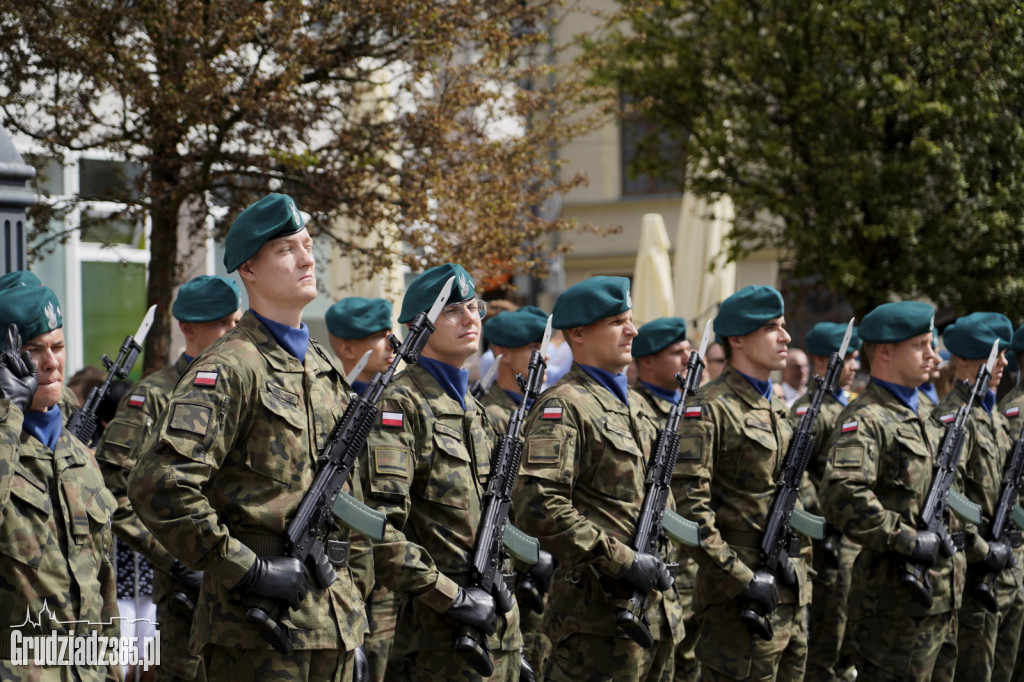 Grudziądz. Uroczyste obchody Święta Wojska Polskiego