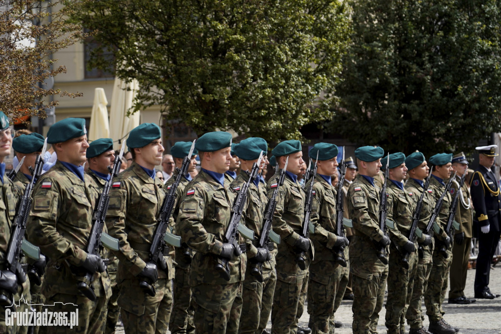 Grudziądz. Uroczyste obchody Święta Wojska Polskiego