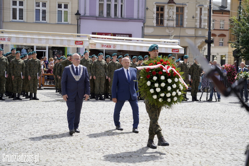Grudziądz. Uroczyste obchody Święta Wojska Polskiego