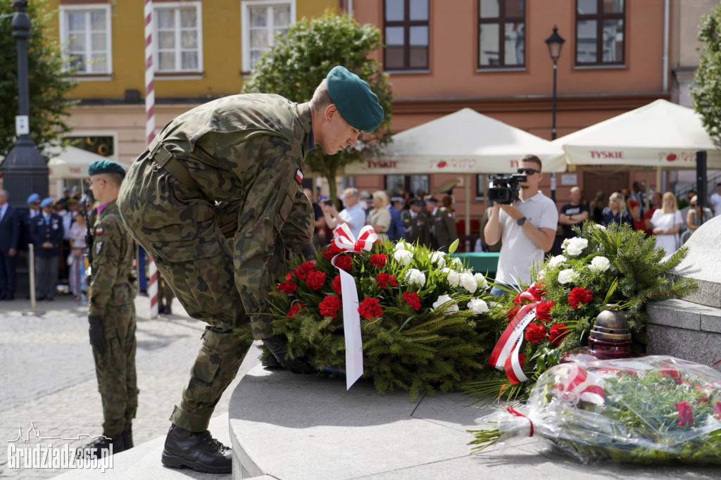Grudziądz. Uroczyste obchody Święta Wojska Polskiego