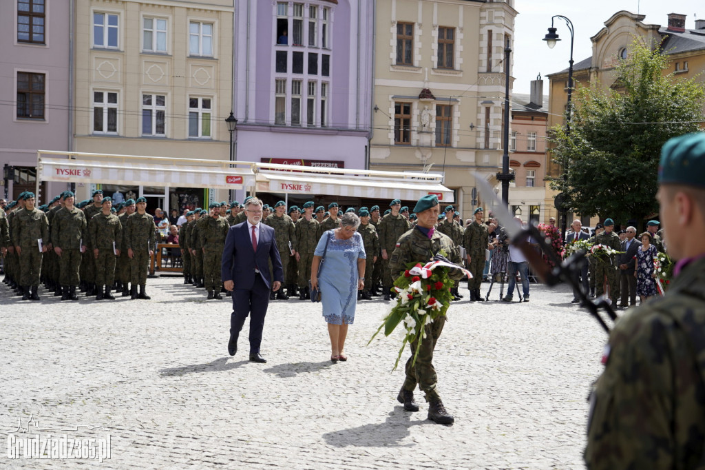 Grudziądz. Uroczyste obchody Święta Wojska Polskiego
