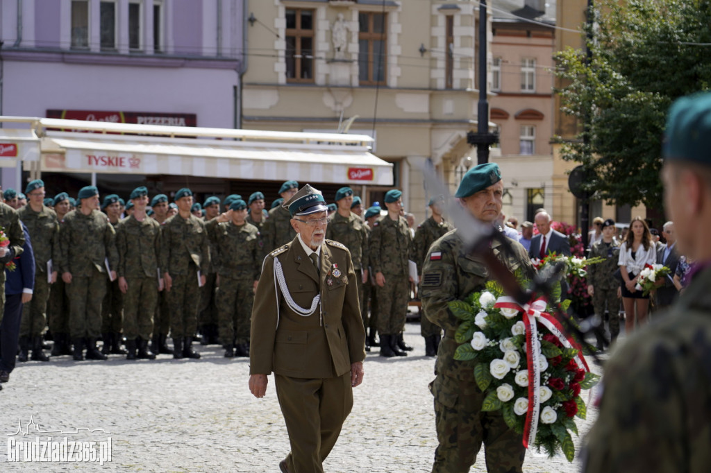 Grudziądz. Uroczyste obchody Święta Wojska Polskiego