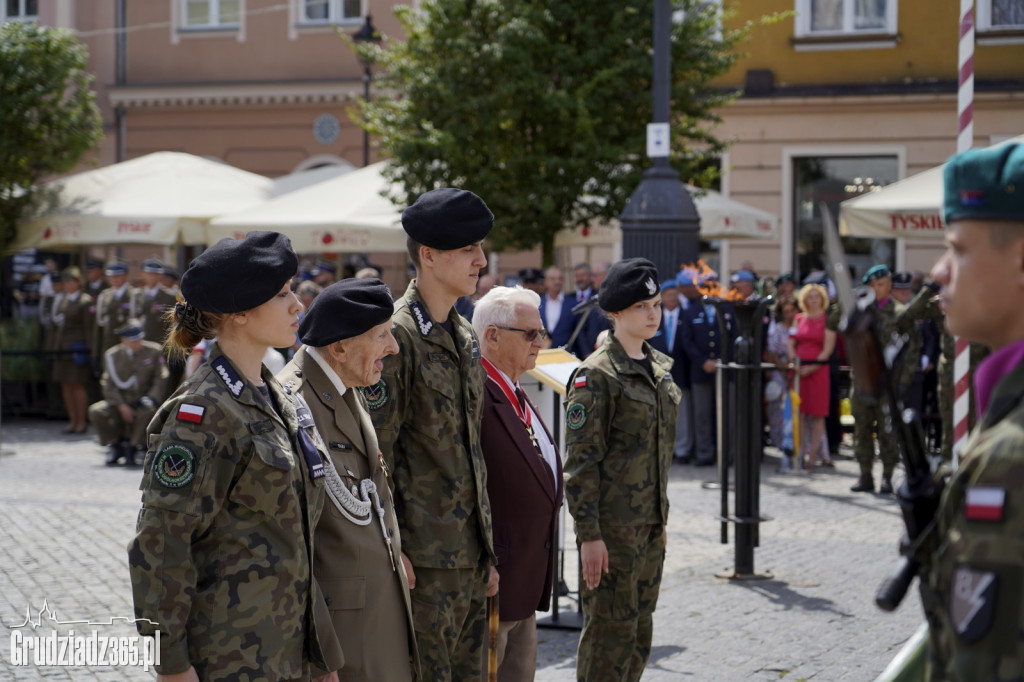 Grudziądz. Uroczyste obchody Święta Wojska Polskiego