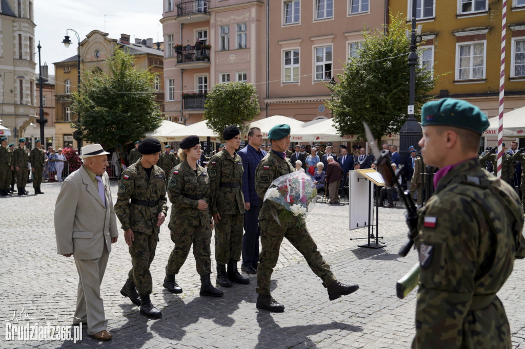 Grudziądz. Uroczyste obchody Święta Wojska Polskiego