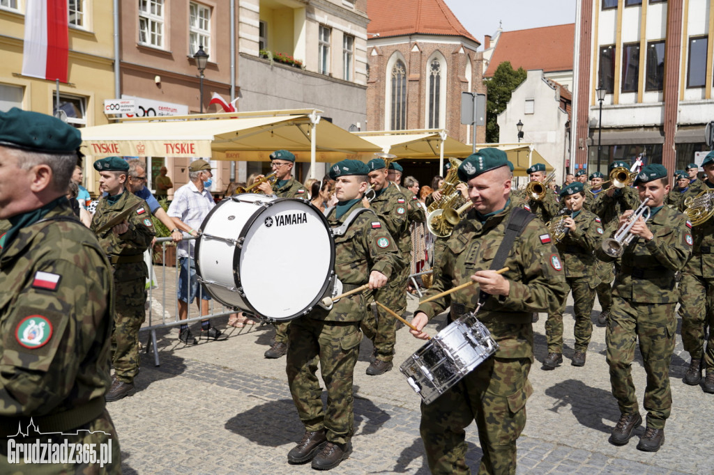 Grudziądz. Uroczyste obchody Święta Wojska Polskiego
