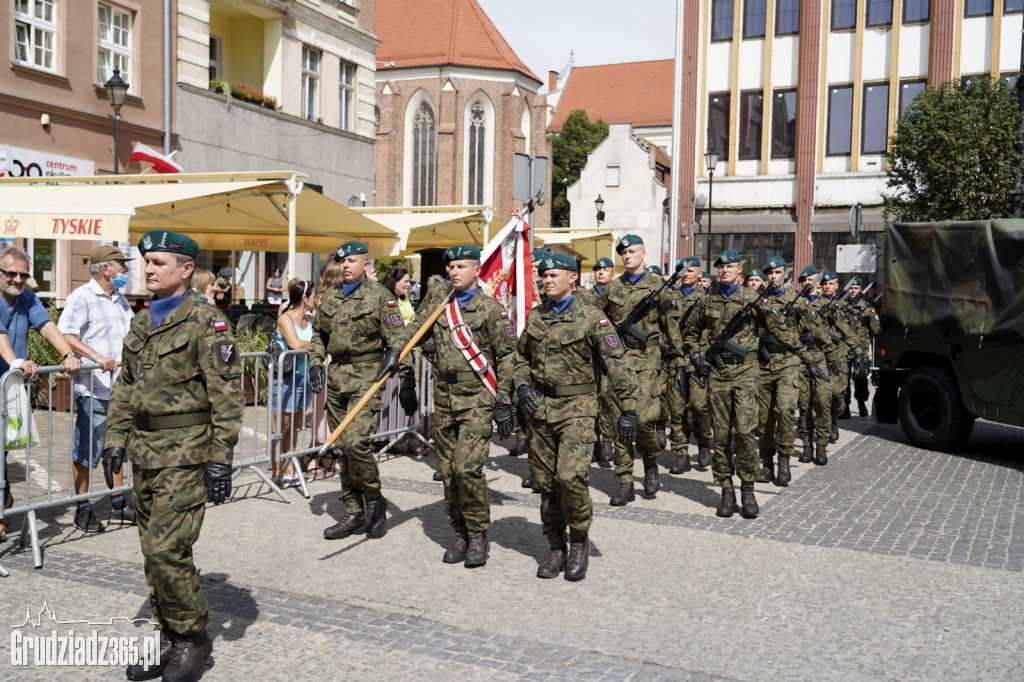 Grudziądz. Uroczyste obchody Święta Wojska Polskiego