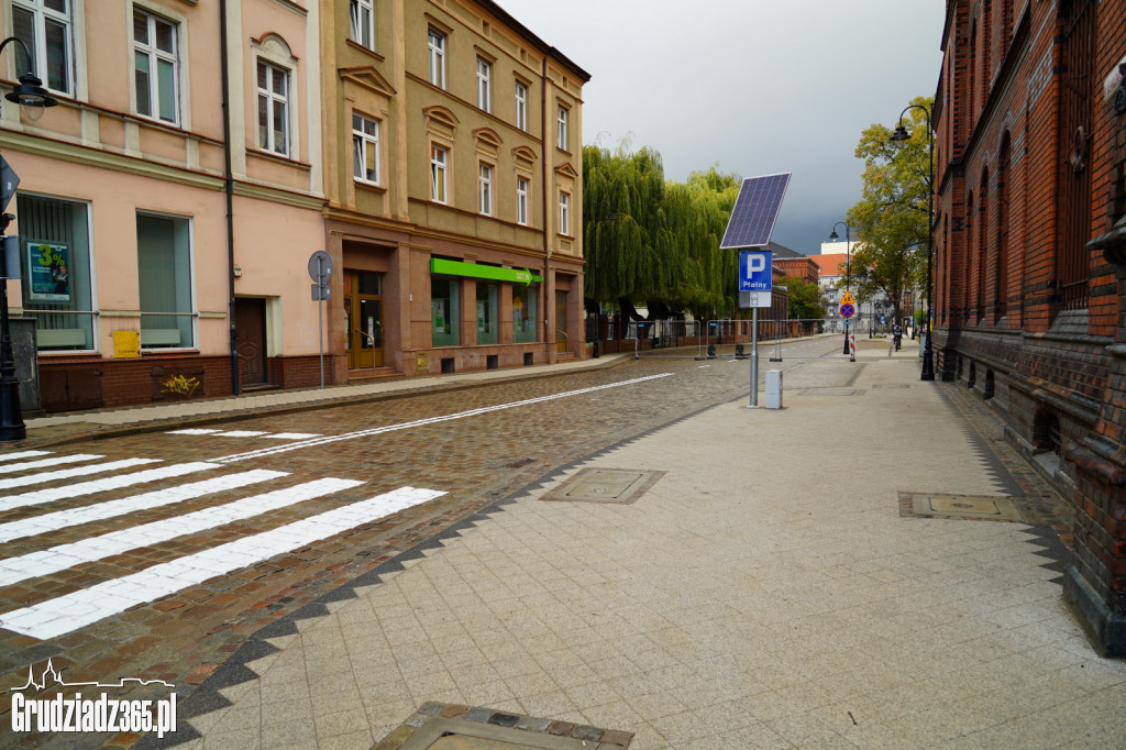 Oznakowanie poziome na Sienkiewicza w Grudziądzu