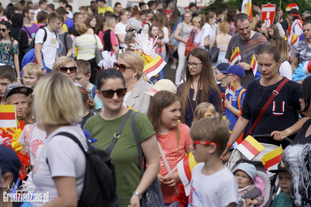 Pierwszy dzień Jarmarku Spichrzowego - parada