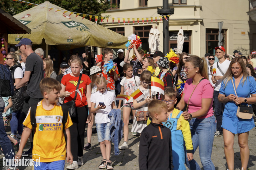 Pierwszy dzień Jarmarku Spichrzowego - parada