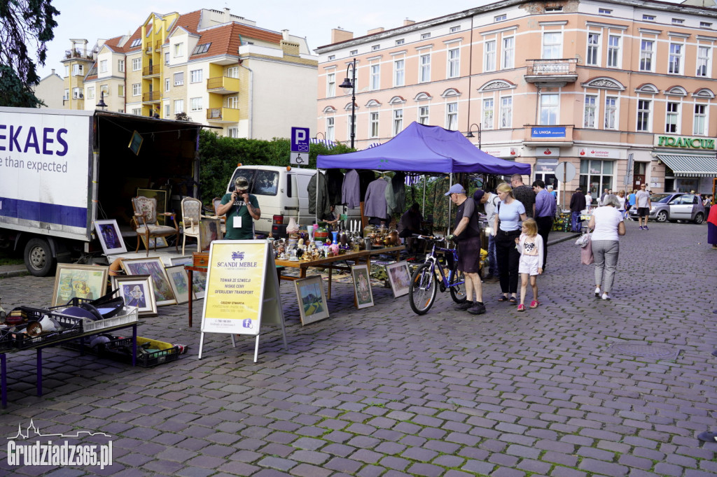 Pierwszy dzień Jarmarku Spichrzowego - parada