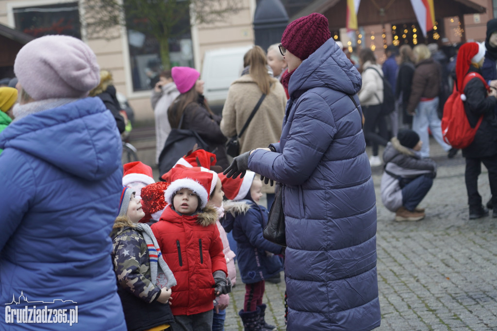 Wizyta św. Mikołaja na grudziądzkim Rynku
