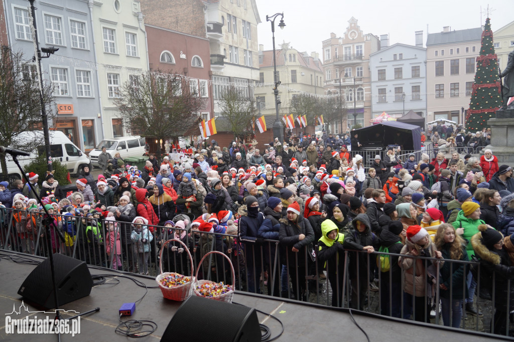 Wizyta św. Mikołaja na grudziądzkim Rynku