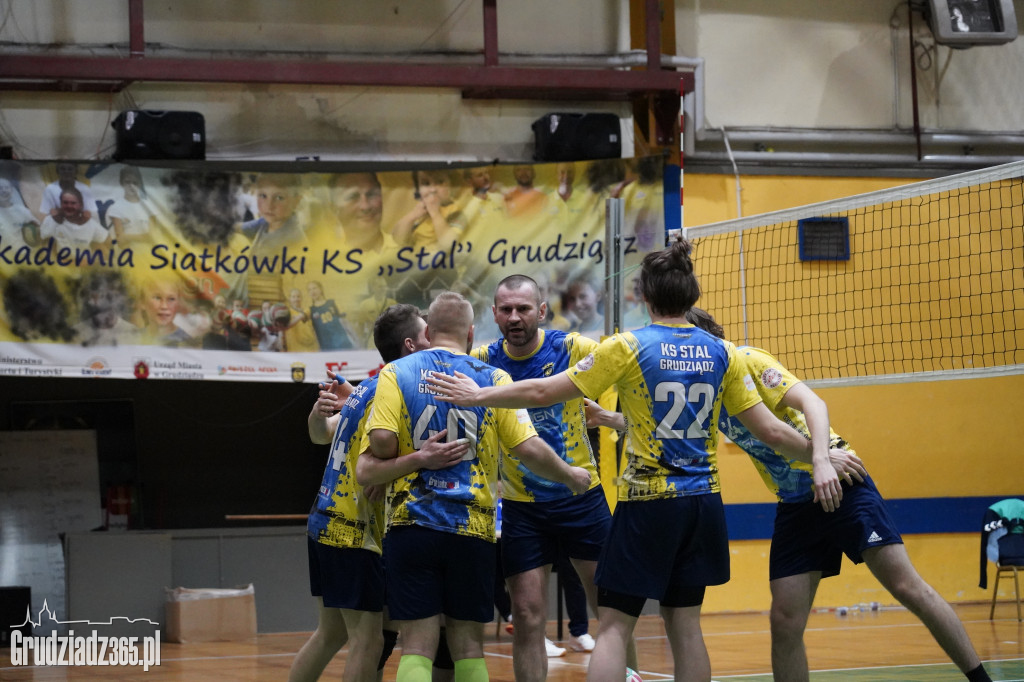 KS Stal Grudziądz wygrywa w meczu III ligi siatkówki mężczyzn