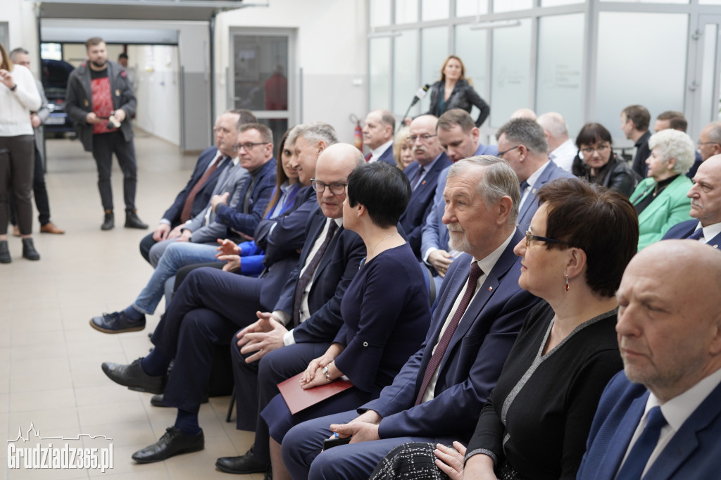 Otwarcie w Grudziądzu Centrum Programowania Robotów Przemysłowych