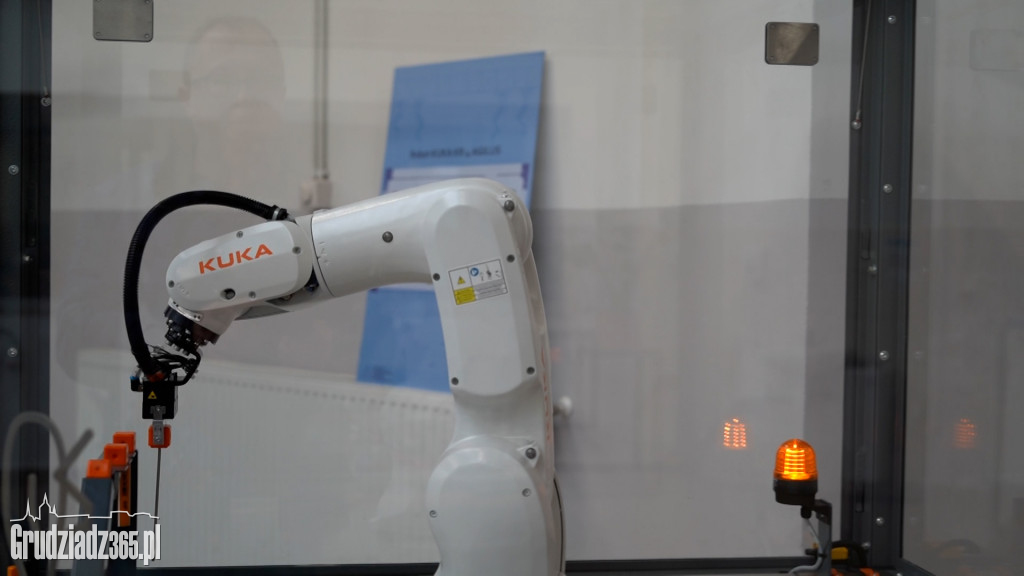 Otwarcie w Grudziądzu Centrum Programowania Robotów Przemysłowych