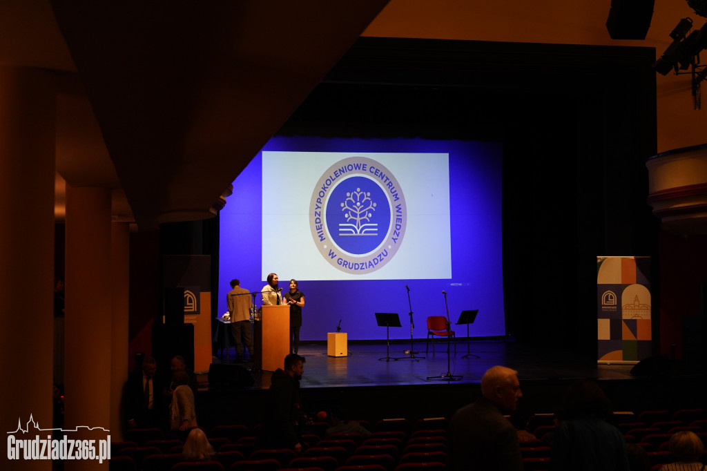 Wystartował semestr letni w Międzypokoleniowym Centrum Wiedzy