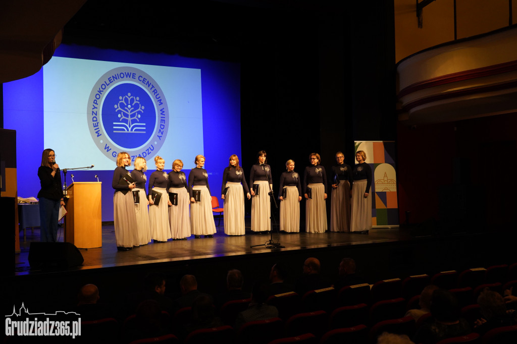 Wystartował semestr letni w Międzypokoleniowym Centrum Wiedzy