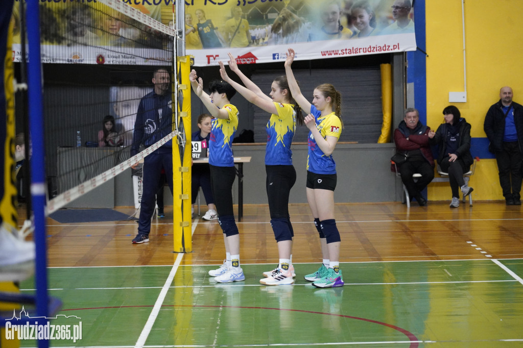 Zacięty mecz KS Stal Grudziądz - Pałac Bydgoszcz