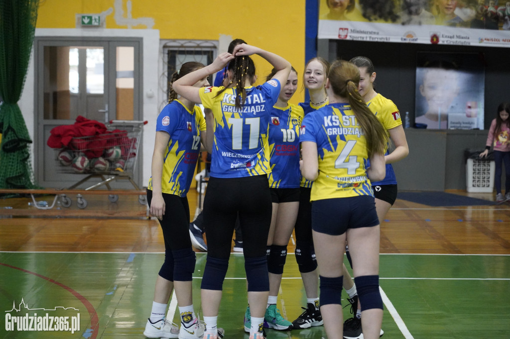 Zacięty mecz KS Stal Grudziądz - Pałac Bydgoszcz
