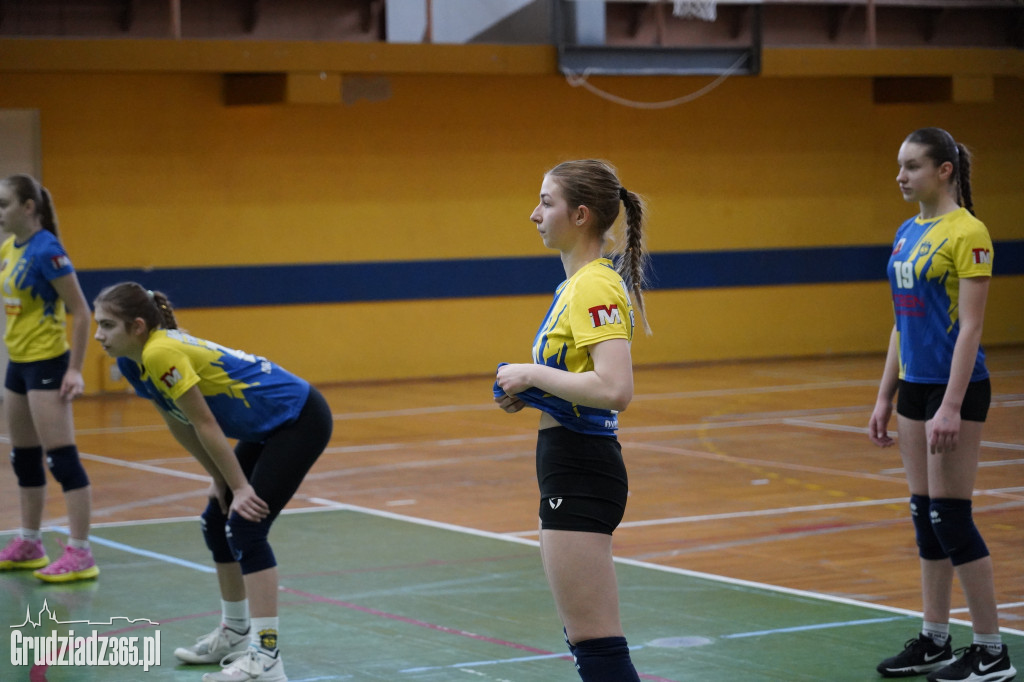 Zacięty mecz KS Stal Grudziądz - Pałac Bydgoszcz