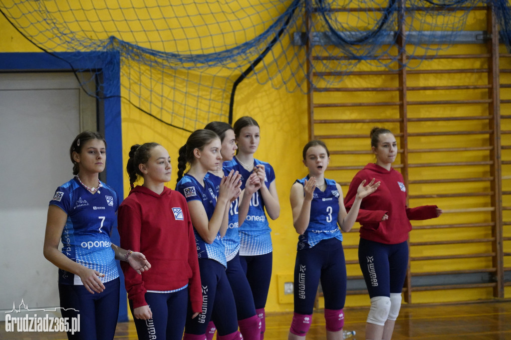 Zacięty mecz KS Stal Grudziądz - Pałac Bydgoszcz