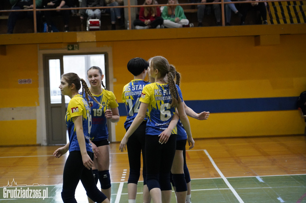Zacięty mecz KS Stal Grudziądz - Pałac Bydgoszcz