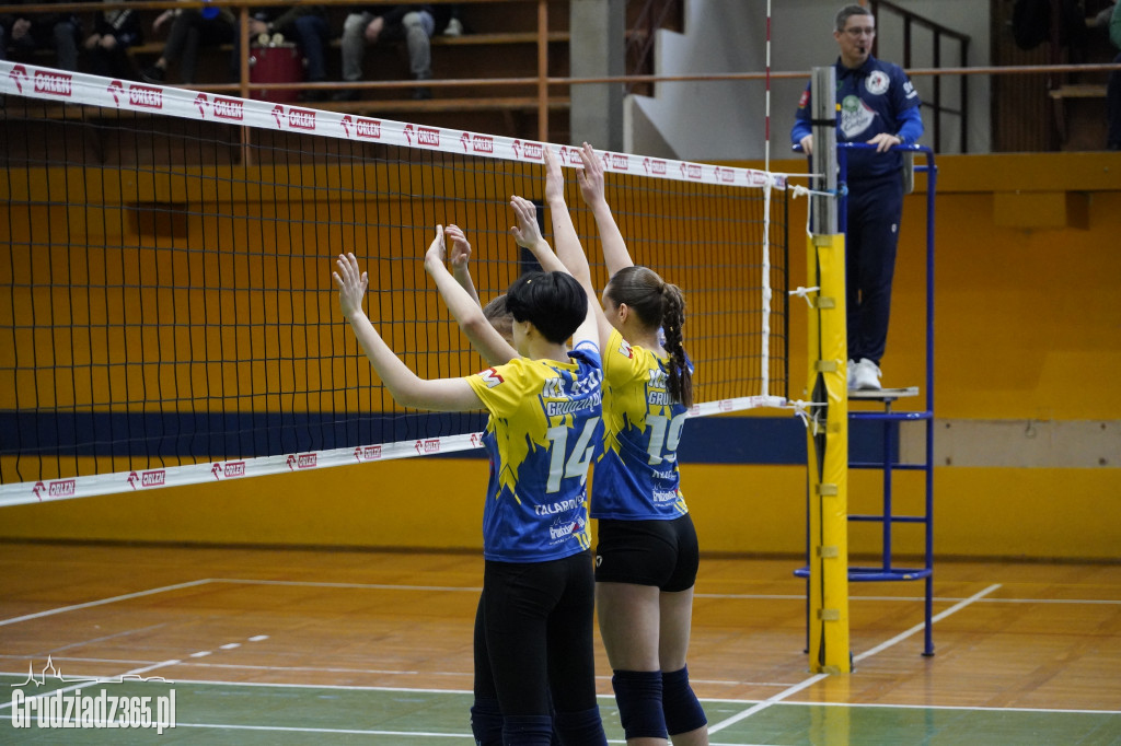 Zacięty mecz KS Stal Grudziądz - Pałac Bydgoszcz