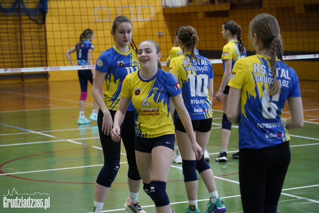 Zacięty mecz KS Stal Grudziądz - Pałac Bydgoszcz