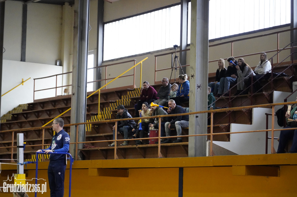 Zacięty mecz KS Stal Grudziądz - Pałac Bydgoszcz