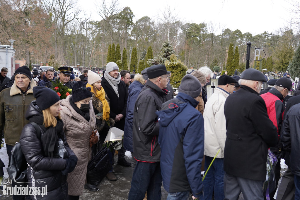 Pogrzeb Ryszarda Gralaka, byłego prezesa KS Stal Grudziądz