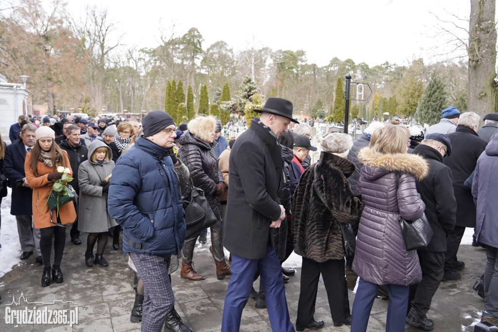 Pogrzeb Ryszarda Gralaka, byłego prezesa KS Stal Grudziądz