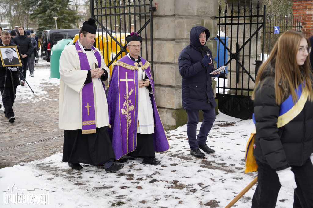 Pogrzeb Ryszarda Gralaka, byłego prezesa KS Stal Grudziądz