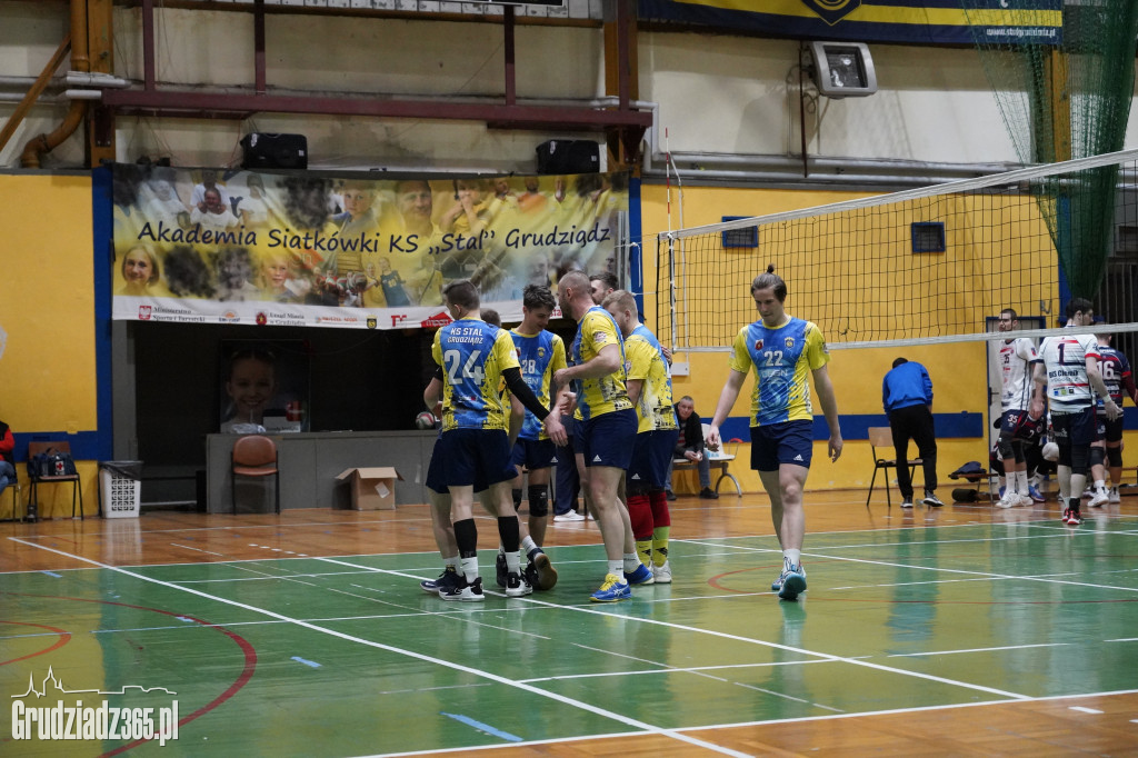KS Stal Grudziądz przegrywa z BKS WSG Chemik Bydgoszcz
