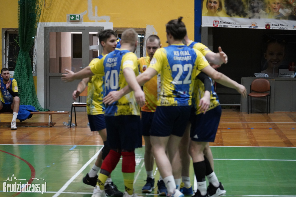 KS Stal Grudziądz przegrywa z BKS WSG Chemik Bydgoszcz