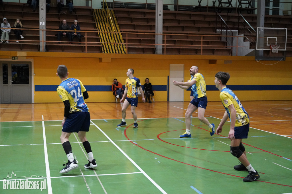 KS Stal Grudziądz przegrywa z BKS WSG Chemik Bydgoszcz