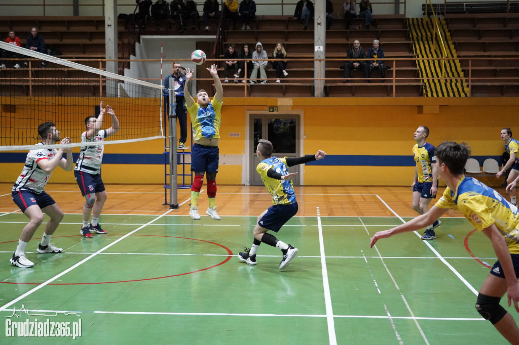 KS Stal Grudziądz przegrywa z BKS WSG Chemik Bydgoszcz